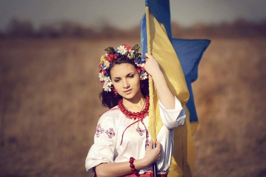 Привітання з Днем Незалежності України українською мовою
